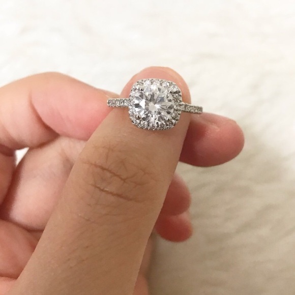 🆕//diamond cubic ring - Picture 3 of 3